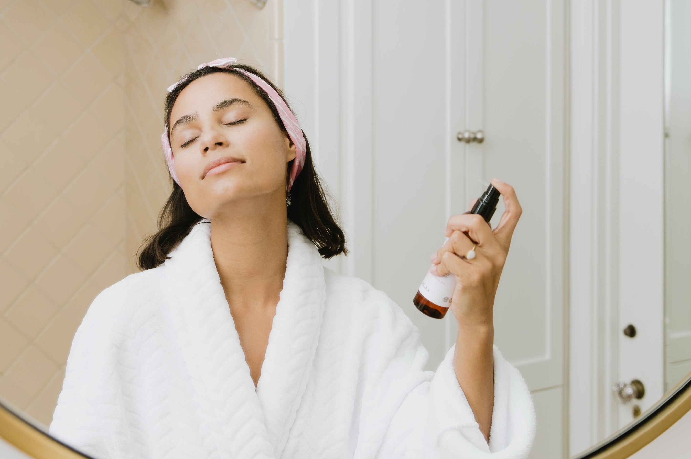 What Does Setting Spray Do?