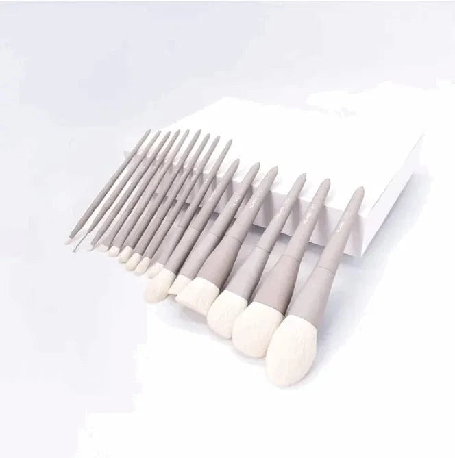 Lux Brush Set - Klara Cosmetics