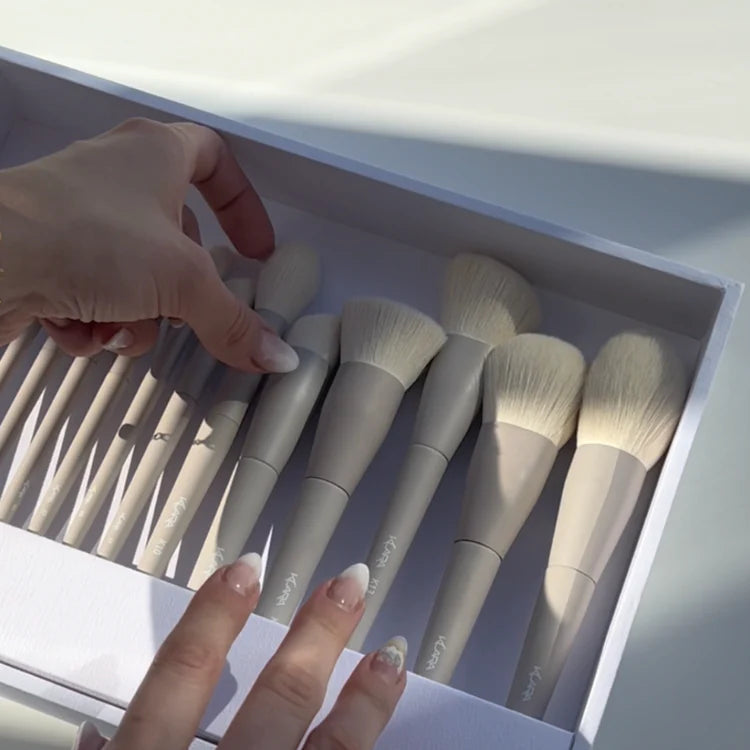 Lux Brush Set CODE001 - Klara Cosmetics