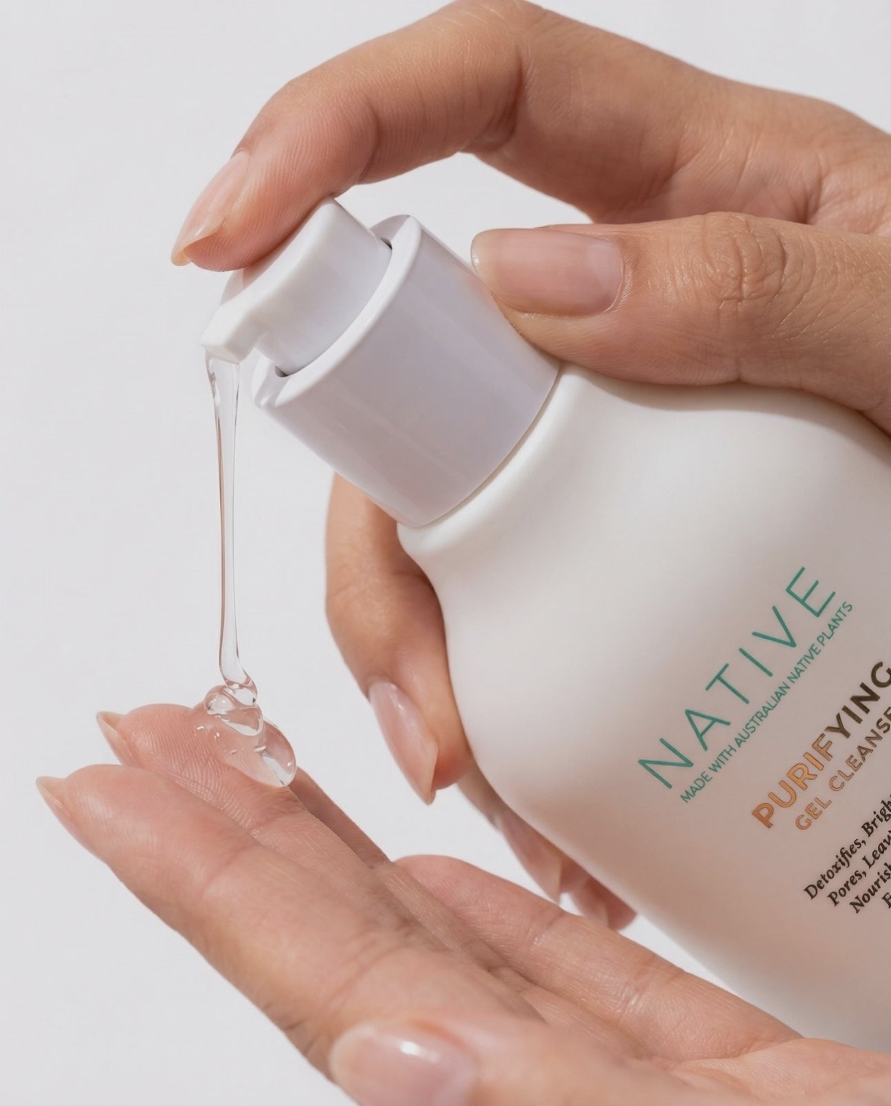 PURIFYING GEL CLEANSER