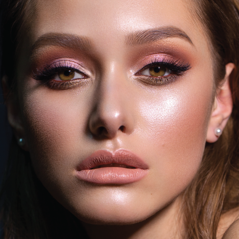 Diamond Eyeshadow Single | Swarovski Crystal look - Klara Cosmetics